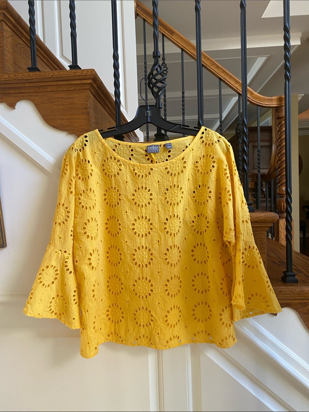 SOHO New York & Company Top